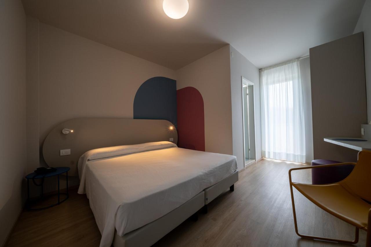 Hotel Smeraldo Линьяно-Саббьядоро Экстерьер фото